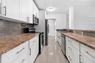 5190 E Sabal Palm Blvd, Tamarac, FL 33319 - Photo 4