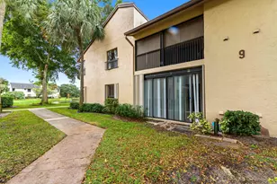 3757 Cocoplum Cir, Coconut Creek, FL 33063 - Photo 2