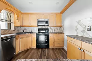 3757 Cocoplum Cir, Coconut Creek, FL 33063 - Photo 8