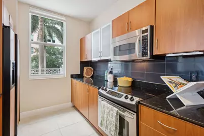 806 E Windward Way, Unit #217, Lantana, FL 33462 - Photo 4