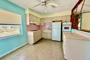 1601 NE Maureen Ct, Jensen Beach, FL 34957 - Photo 6