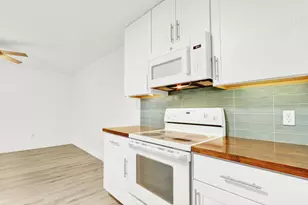 8356 SE Croft Cir, Hobe Sound, FL 33455 - Photo 8