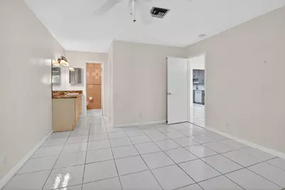 13942 Via Flora, Unit #B, Delray Beach, FL 33484 - Photo 16