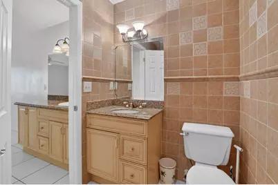 13942 Via Flora, Unit #B, Delray Beach, FL 33484 - Photo 18