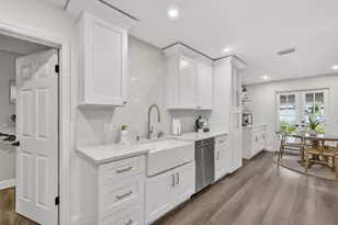 903 SW 28th Ave, Boynton Beach, FL 33435 - Photo 12