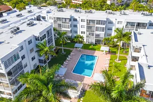 3000 Sunrise Lakes Dr E Unit, Sunrise, FL 33322 - Photo 1
