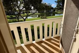 272 Dorset G, Boca Raton, FL 33434 - Photo 4