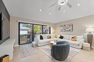 212 Club Dr, Palm Beach Gardens, FL 33418 - Photo 12