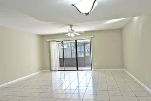 5040 Society Pl E, West Palm Beach, FL 33415 - Photo 6