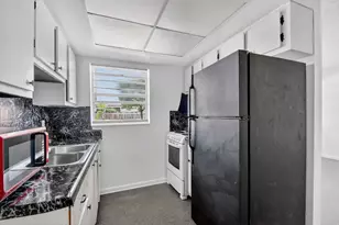 1406 Barton Rd, Lake Worth Beach, FL 33460 - Photo 12