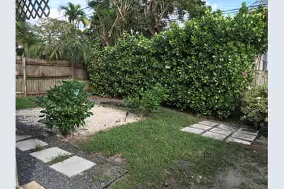 2858 N Dixie Highway, Boca Raton, FL 33431 - Photo 16