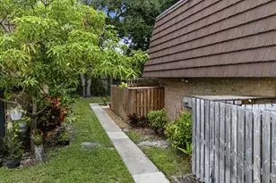 617 6th Ln, Palm Beach Gardens, FL 33418 - Photo 40