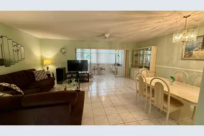 705 Lori Drive, Unit #309, Palm Springs, FL 33461 - Photo 6