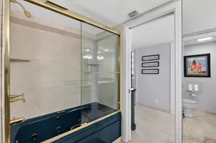 4050 N Ocean Dr, Riviera Beach, FL 33404 - Photo 40