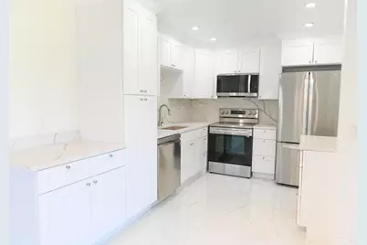 282 Burgundy F, Unit #F, Delray Beach, FL 33484 - Photo 2