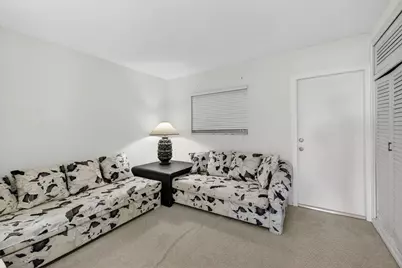 1069 Hillsboro Mile, Unit #802, Hillsboro Beach, FL 33062 - Photo 18