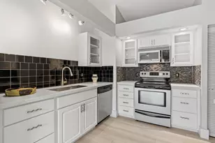 4105 NW 1st Ct, Delray Beach, FL 33445 - Photo 14