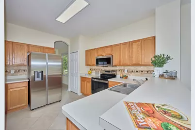 9086 107th Court, Vero Beach, FL 32967 - Photo 18