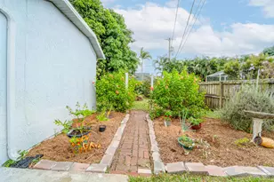 6851 NW Jorgensen Rd, Port Saint Lucie, FL 34983 - Photo 24