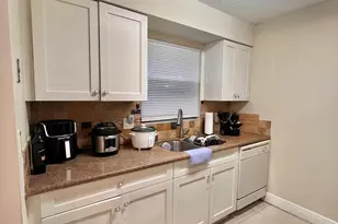 6604 Dockside Cir, Greenacres, FL 33463 - Photo 10