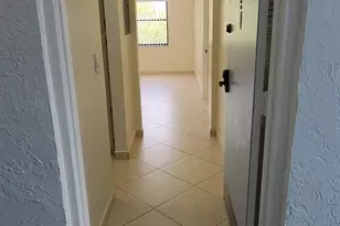 105 S Riverside Dr, Pompano Beach, FL 33062 - Photo 12