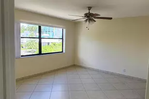 105 S Riverside Dr, Pompano Beach, FL 33062 - Photo 22