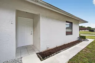 [Address not provided], West Palm Beach, FL 33415 - Photo 4