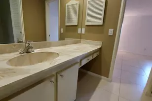 1203 Lakeview Dr E, Royal Palm Beach, FL 33411 - Photo 22