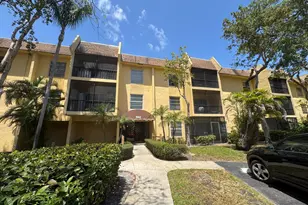450 NW 20th St, Boca Raton, FL 33431 - Photo 1