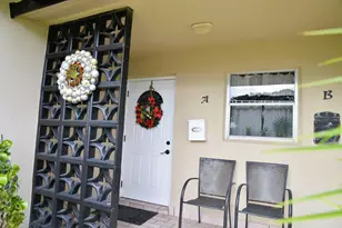 1027 S South Dr Unit, Delray Beach, FL 33445 - Photo 4