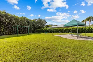 4668 SE Winter Haven Ct, Stuart, FL 34997 - Photo 32