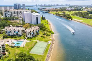 372 Golfview Rd, North Palm Beach, FL 33408 - Photo 1