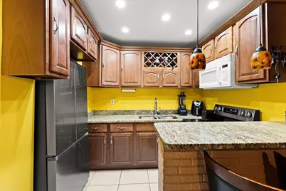 1770 NW 26th Avenue, Fort Lauderdale, FL 33311 - Photo 6