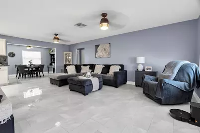 1013 SW 16th Street, Boynton Beach, FL 33426 - Photo 4