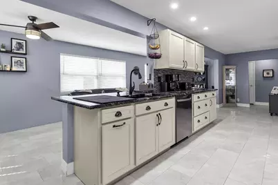 1013 SW 16th Street, Boynton Beach, FL 33426 - Photo 14