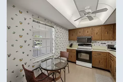 1205 Sandy Lane, Unit #246, Singer Island, FL 33404 - Photo 6