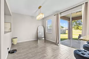 6909 NW Kowal Ct, Port Saint Lucie, FL 34986 - Photo 4