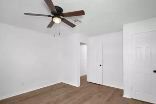 750 SW Lakehurst Dr, Port Saint Lucie, FL 34983 - Photo 22