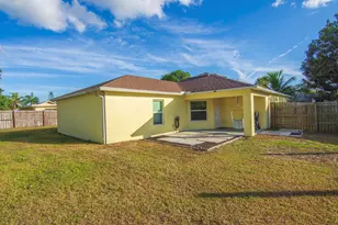 2671 SE Caladium Ave, Port Saint Lucie, FL 34952 - Photo 28