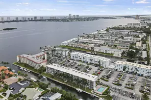 109 Paradise Harbour Blvd Unit #514 + Boat Slips 4 & 5, North Palm Beach, FL 33408 - Photo 34