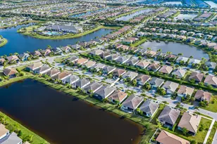 11397 SW Carlisle Crossing Ave, Port Saint Lucie, FL 34987 - Photo 48