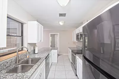 183 SW Airview Avenue, Port Saint Lucie, FL 34984 - Photo 12