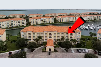 8 Harbour Isle Drive E #Ph5, Fort Pierce, FL 34949 - Photo 1