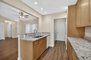 160 Ramblewood Cir, Royal Palm Beach, FL 33411 - Photo 10