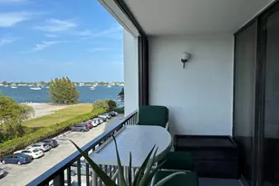 5600 N Flagler Dr, West Palm Beach, FL 33407 - Photo 16