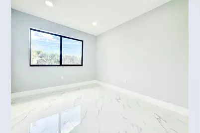 356 Lanier Drive, Palm Springs, FL 33461 - Photo 20