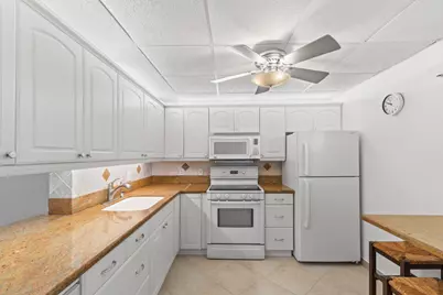 2615 NE 1st Court, Unit #303, Boynton Beach, FL 33435 - Photo 12
