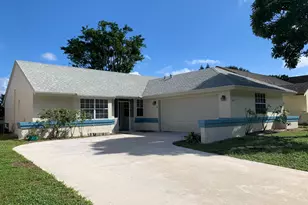 1824 Edgewater Dr, Boynton Beach, FL 33436 - Photo 1