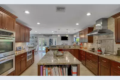 8599 Cypress Springs Road, Lake Worth, FL 33467 - Photo 22