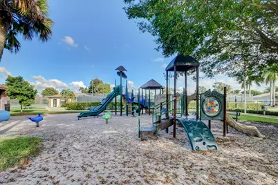 224 Orange Tree Drive, Atlantis, FL 33462 - Photo 76